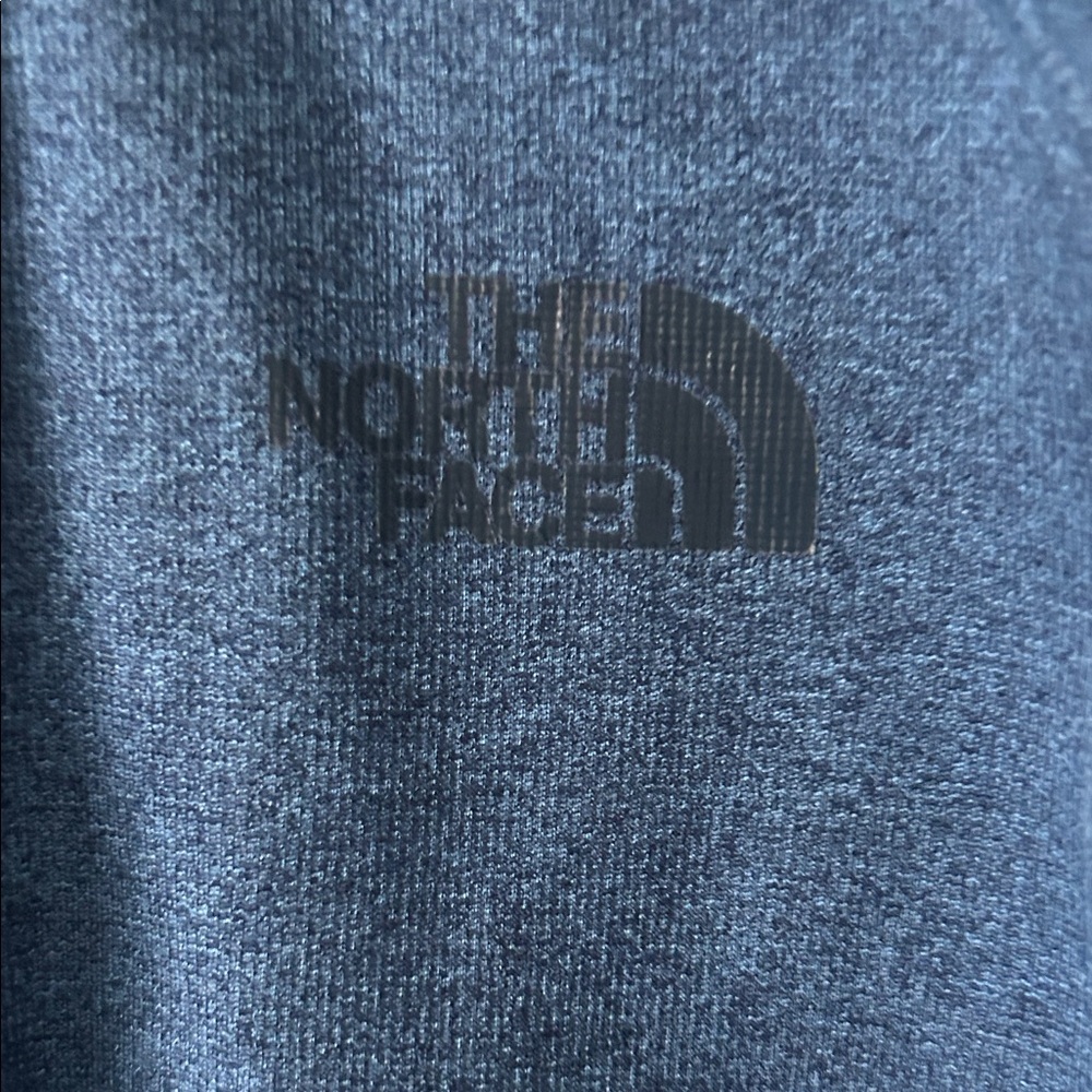 Men’s The North Face Blue Half-Zip Pullover - Picture 2 of 7